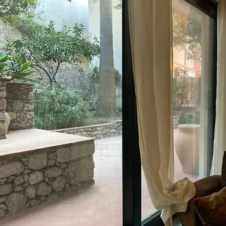 Gorgeous In Center + Free Parking * Taormina